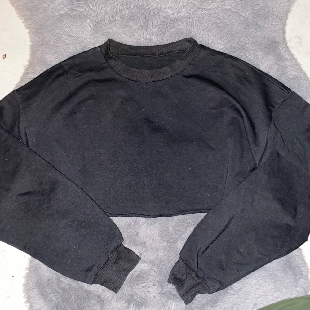 Black Cropped Crewneck Sweatshirt